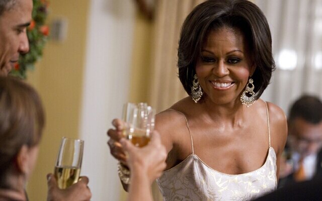 First Lady Michelle Obama alongside US P
