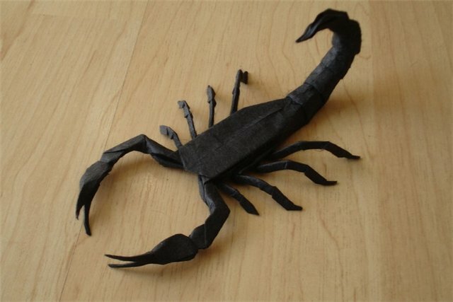 Искусство оригами: скорпион