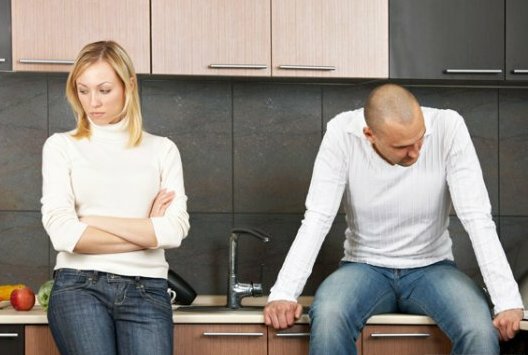 Муж подал на развод: стоит ли возвращать?